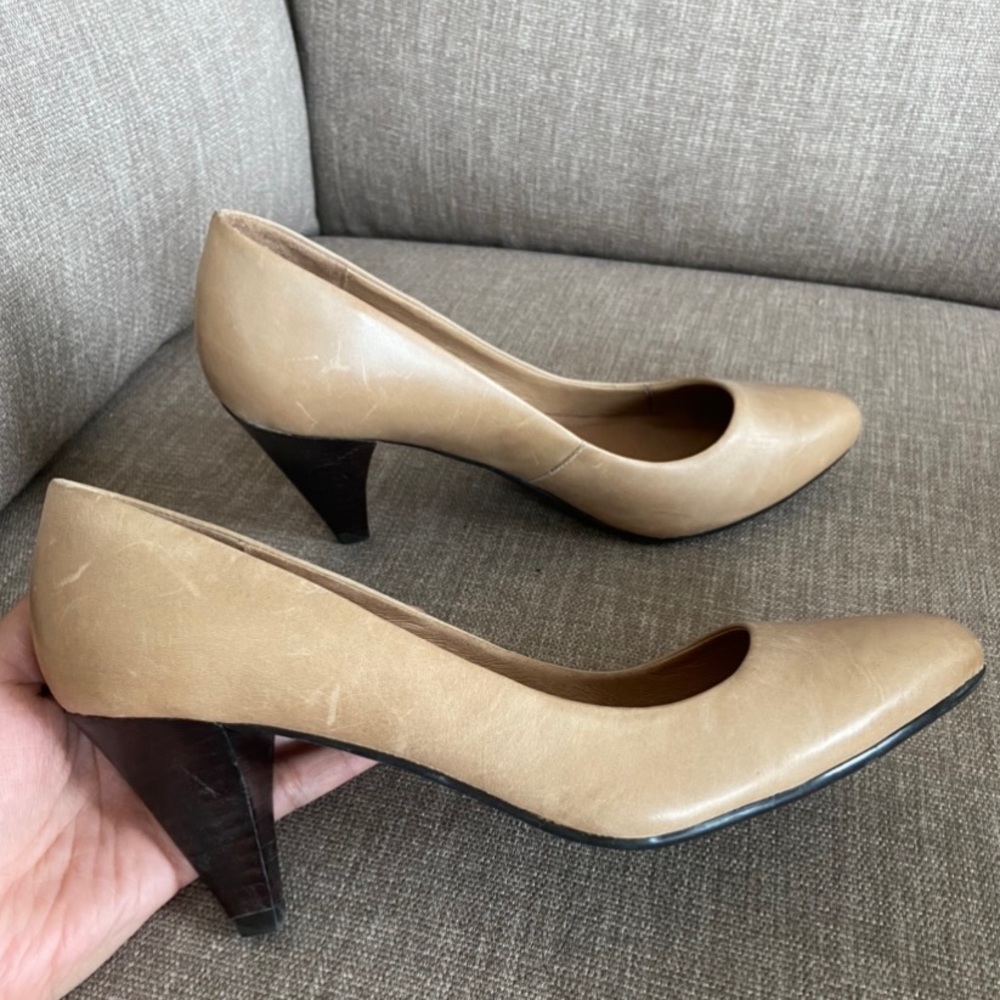 BNWOT Aldo heels size 9